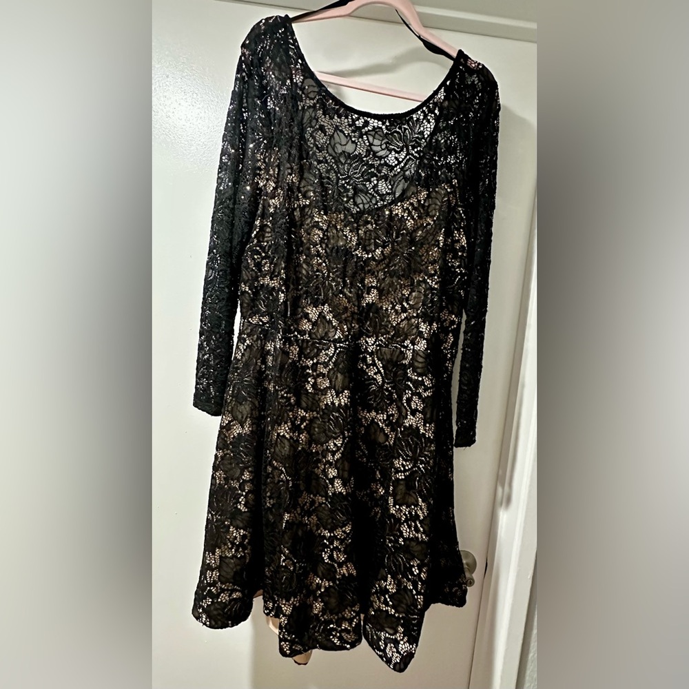 Elegant Black Lace Dress
